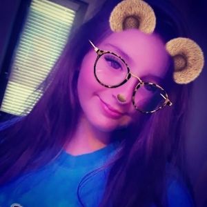 Meet your Posher, Bella